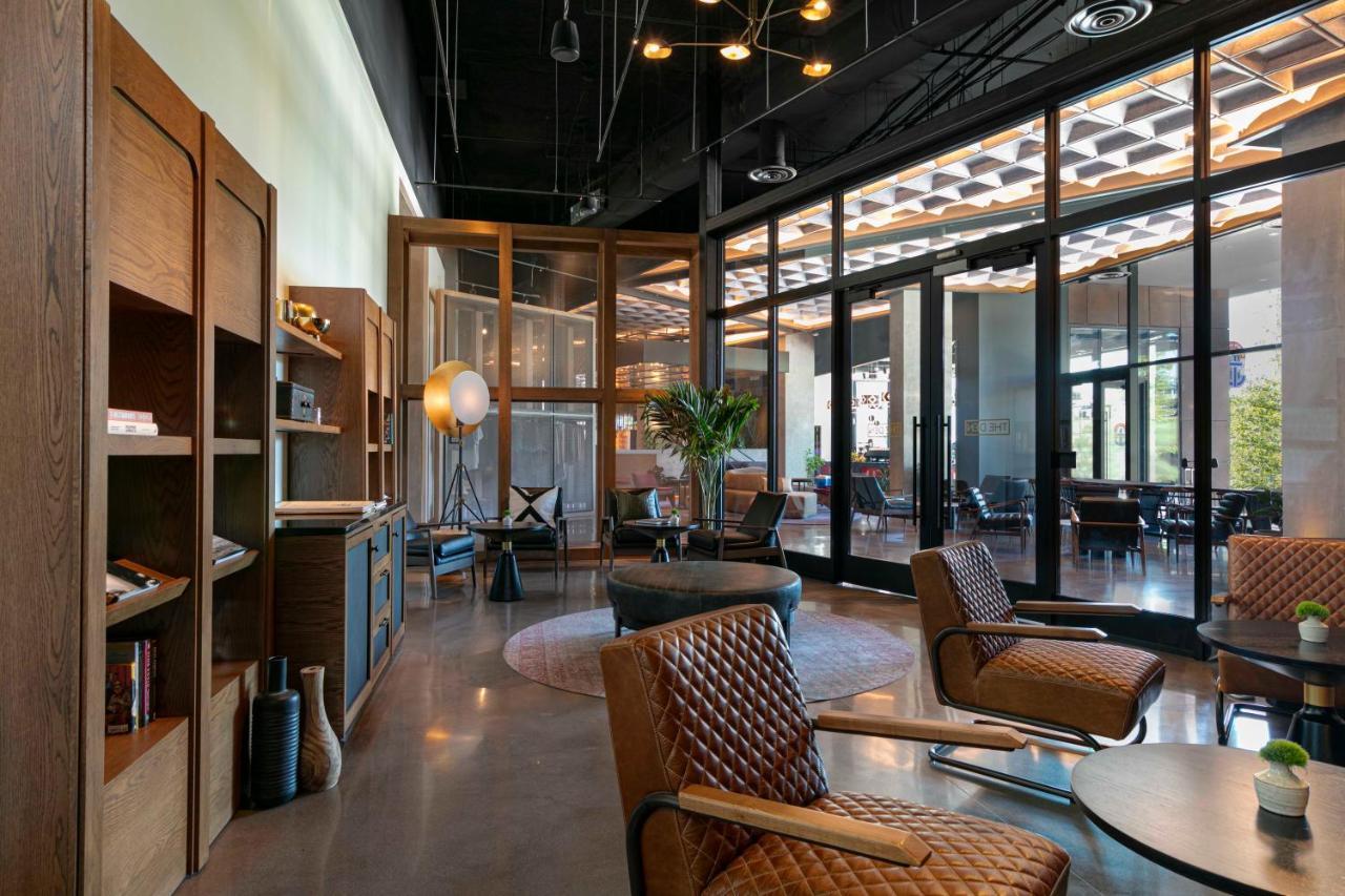 W Hotel 5*